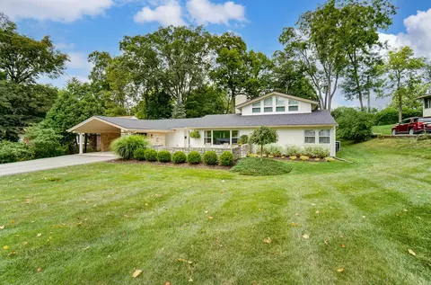 Exterior - 2115 Oak Knoll Dr, Springfield, OH 45504 photo 2 of 19