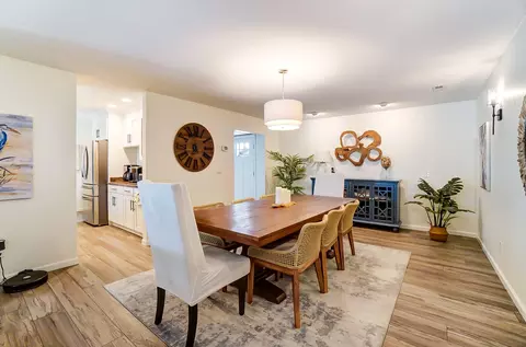 Dining - 2115 Oak Knoll Dr, Springfield, OH 45504 photo 5 of 7