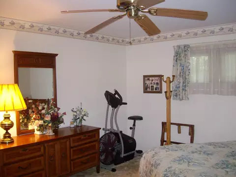 Bedroom - 649 Linden Ave, Celina, OH 45822 photo 2 of 10