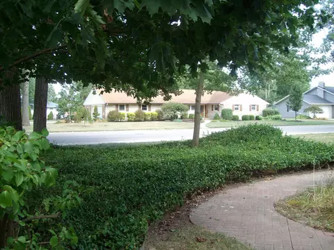 Exterior - 649 Linden Ave, Celina, OH 45822 photo 9 of 11