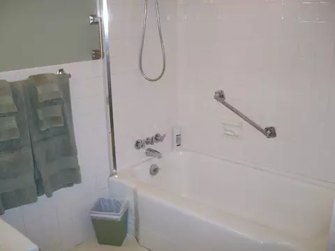 Bath - 649 Linden Ave, Celina, OH 45822 photo 1 of 4