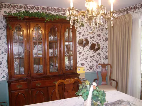 Dining - 649 Linden Ave, Celina, OH 45822 photo 2 of 8