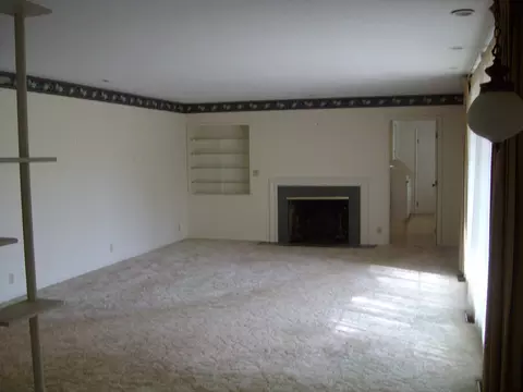 Living - 649 Linden Ave, Celina, OH 45822 photo 7 of 13