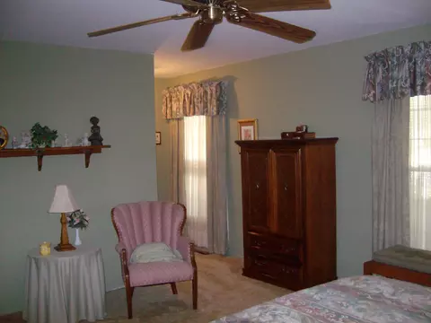 Bedroom - 649 Linden Ave, Celina, OH 45822 photo 4 of 10