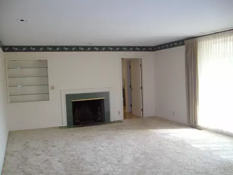 Living - 649 Linden Ave, Celina, OH 45822 photo 11 of 13