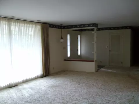 Living - 649 Linden Ave, Celina, OH 45822 photo 10 of 13