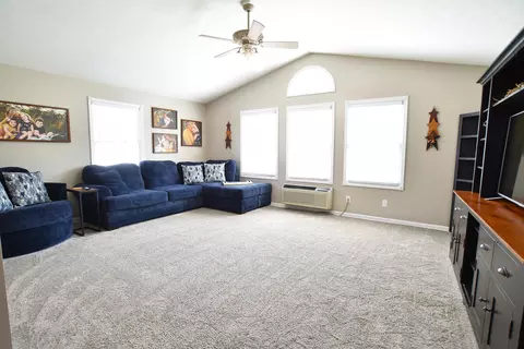 8337 Gibson Ave, Fairborn, OH 45324 photo 10
