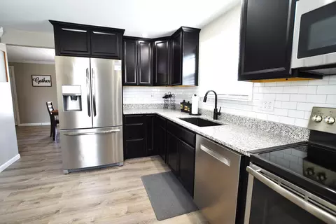 8337 Gibson Ave, Fairborn, OH 45324 photo 5