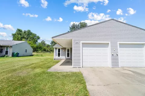 Exterior - 624 Mohican Ct, Sidney, OH 45365 photo 1 of 5