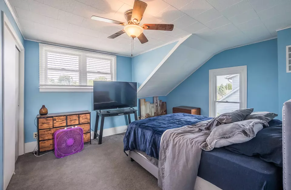 Bedroom - 913 Boal Ave, Piqua, OH 45356 photo 3 of 4