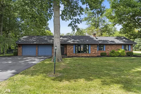 11092 Seminole Shore Dr, Huntsville, OH 43324