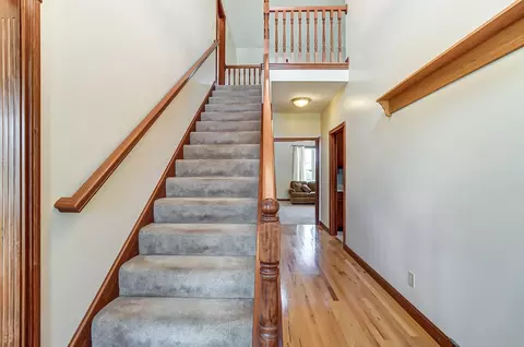 Entry Way - 2965 Windy Ridge Dr, Springfield, OH 45502 photo 6 of 8