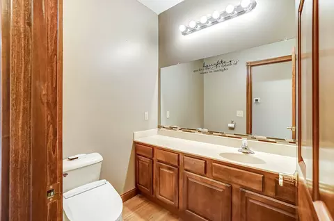 Bath - 2965 Windy Ridge Dr, Springfield, OH 45502 photo 1 of 4