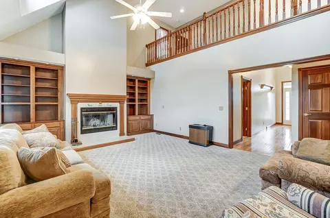 Living - 2965 Windy Ridge Dr, Springfield, OH 45502 photo 2 of 7