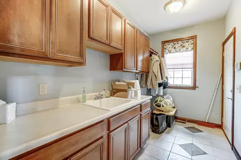 Other - 2965 Windy Ridge Dr, Springfield, OH 45502 photo 2 of 15