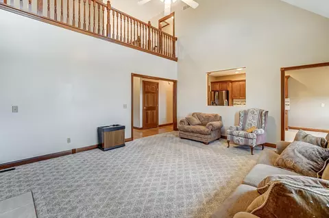 Living - 2965 Windy Ridge Dr, Springfield, OH 45502 photo 6 of 7
