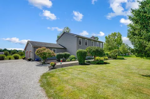 2300 Peebles Rd, Troy, OH 45373