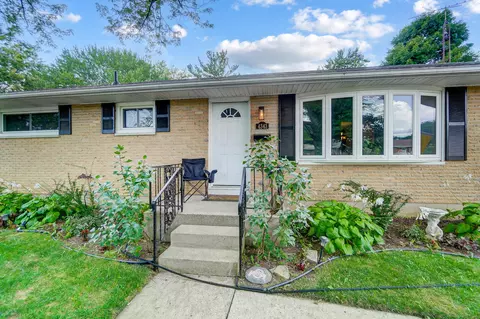 4343 Phoenix Dr, Springfield, OH 45503