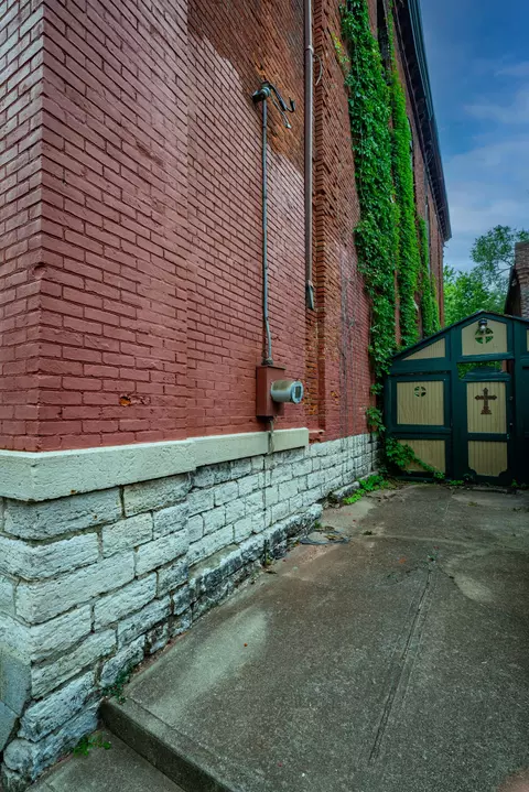 Exterior - 1420 E 4th St, Dayton, OH 45402 photo 6 of 8