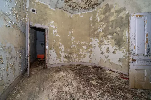 Bedroom - 1420 E 4th St, Dayton, OH 45402 photo 1 of 3