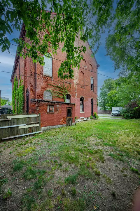 Exterior - 1420 E 4th St, Dayton, OH 45402 photo 4 of 8