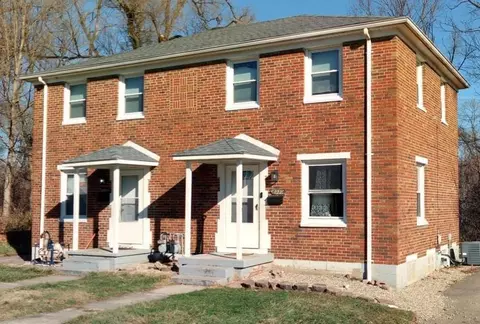 1330-1332 E Cedarview Dr, Springfield, OH 45503