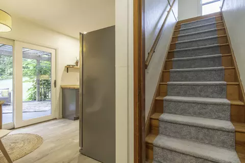 Entry Way - 919 Broadway Ave, Sidney, OH 45365 photo 2 of 4