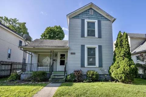 221 W Williams Ave, Bellefontaine, OH 43311