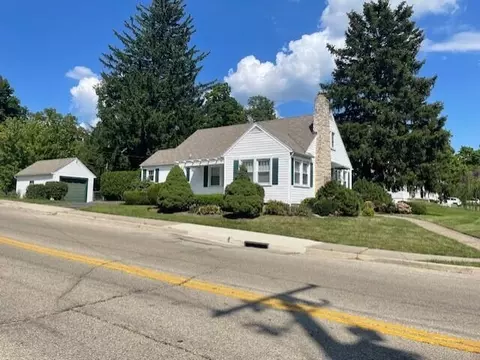 330 Glendale Dr, Springfield, OH 45504 photo 2
