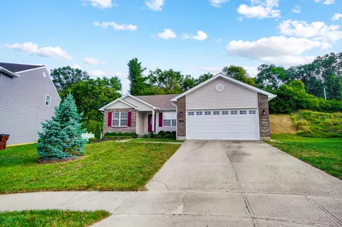 205 Fryer Ct, Fairborn, OH 45324