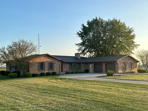 14554 Buckland Holden Rd, Wapakoneta, OH 45895