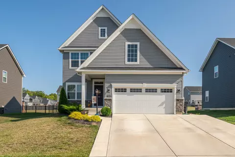2806 River Oaks Ct, Xenia, OH 45385