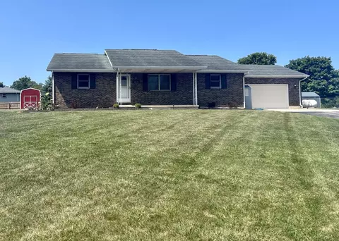 1349 Shepherd Ct, Sidney, OH 45365 photo 2