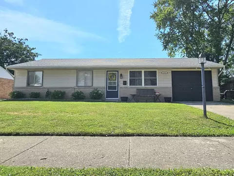 950 Lee Rd, Troy, OH 45373