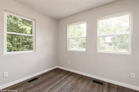 1513 W Clark St, Springfield, OH 45506 photo 8