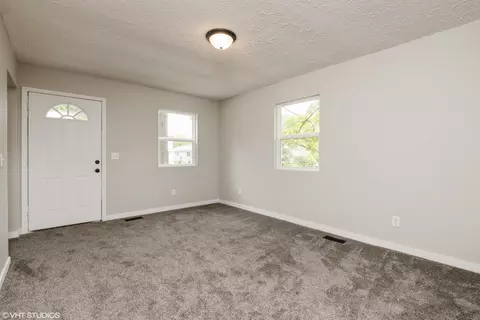1513 W Clark St, Springfield, OH 45506 photo 4