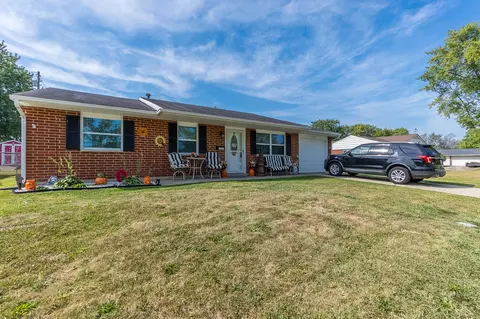 Exterior - 1521 Marilyn Dr, Sidney, OH 45365 photo 2 of 6