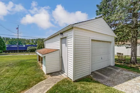 2501 Mayfair Dr, Springfield, OH 45505 photo 21