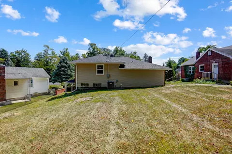 654 W Harding Rd, Springfield, OH 45504 photo 23