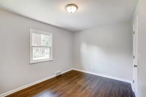654 W Harding Rd, Springfield, OH 45504 photo 12