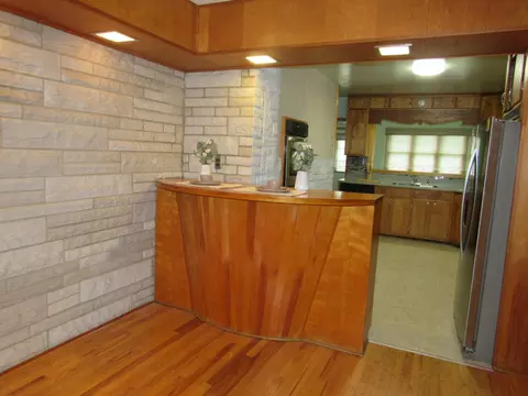 Kitchen - 805 S Western Ave, Springfield, OH 45506 photo 2 of 14