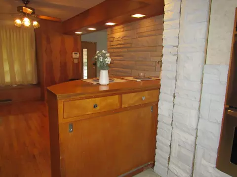 Kitchen - 805 S Western Ave, Springfield, OH 45506 photo 3 of 14