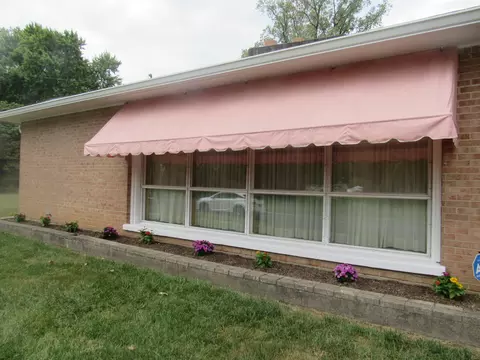 Exterior - 805 S Western Ave, Springfield, OH 45506 photo 5 of 12