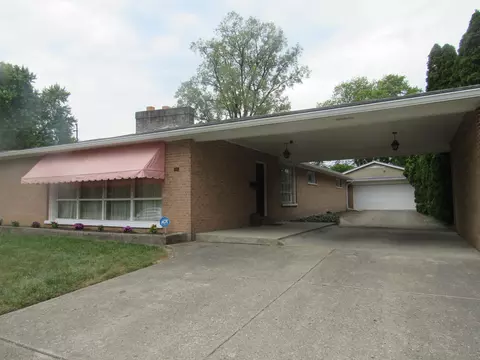 Exterior - 805 S Western Ave, Springfield, OH 45506 photo 3 of 12