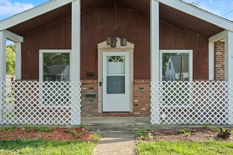 Exterior - 2127 S Hadley Rd, Springfield, OH 45505 photo 4 of 4