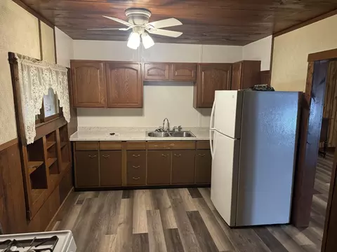 Kitchen - 1205 Skinner Ln, Springfield, OH 45504 photo 1 of 1