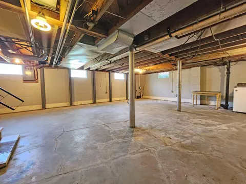 215 W Roseland Ave, Springfield, OH 45503 photo 21