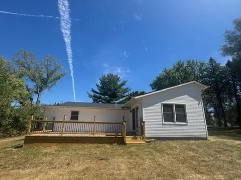 Exterior - 4989 Willowdale Rd, Springfield, OH 45502 photo 4 of 10