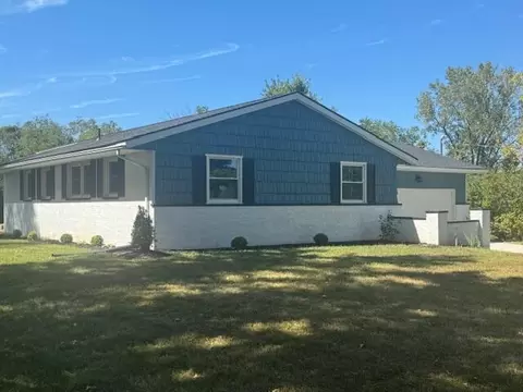 Exterior - 4989 Willowdale Rd, Springfield, OH 45502 photo 3 of 10