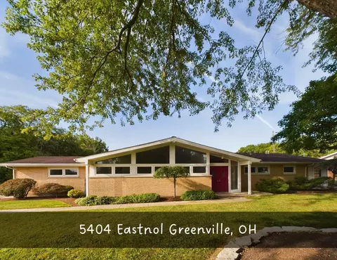 5404 Eastnol Blvd, Greenville, OH 45331